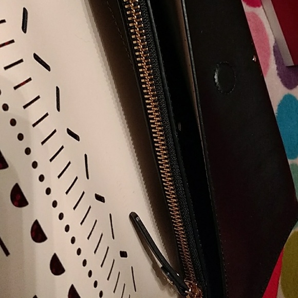 Authentic NWOT Kate Spade blk thick leather clu - Picture 5 of 8